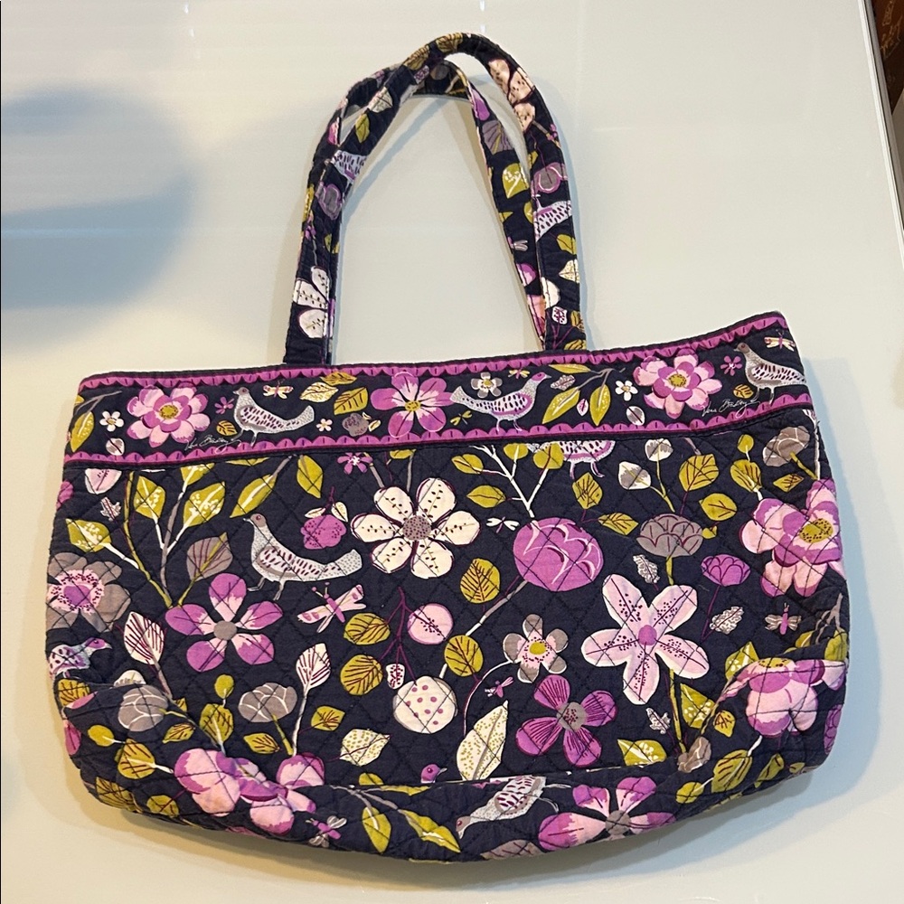 Large Vera Bradley retired? Nightingale Tote Bag